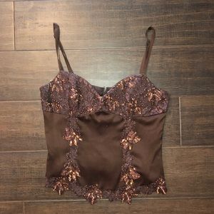 corset like tank top